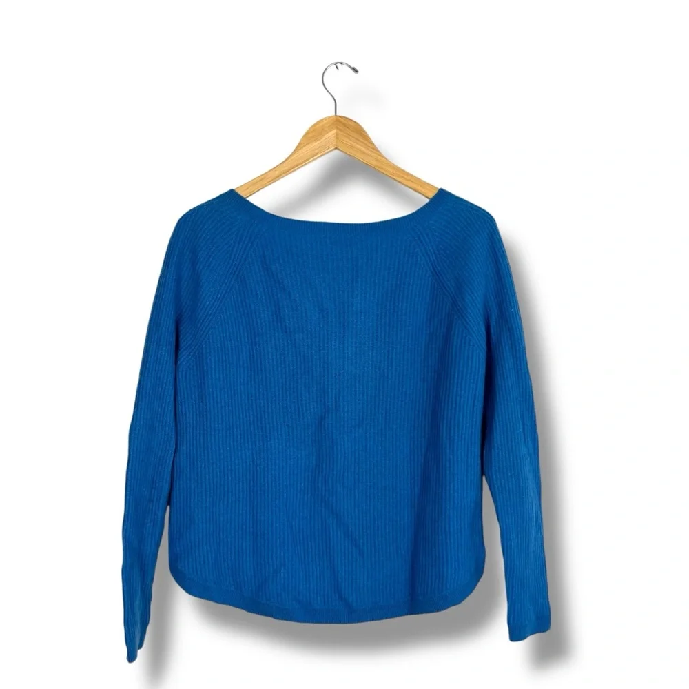 Vince. Cashmere Wool Blend Waffle Knit Sweater Blue Small Boatneck Quiet Luxury
